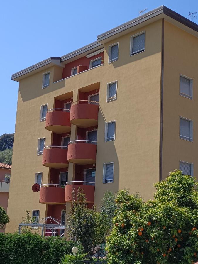 Mansard Apart Alba - Sea 5 Terre-Trekking-Excursions-Relax サン・テレンツォ エクステリア 写真