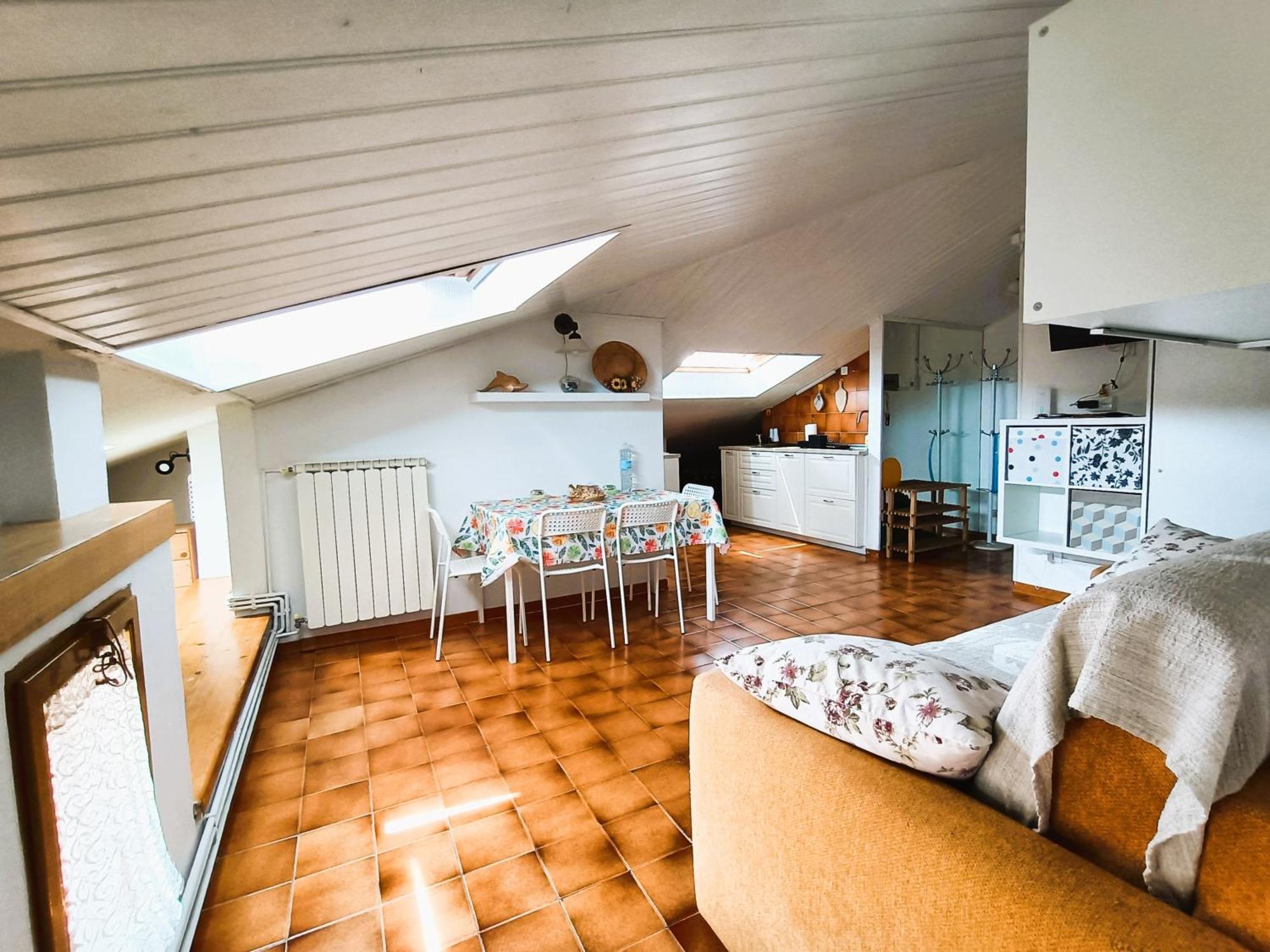 Mansard Apart Alba - Sea 5 Terre-Trekking-Excursions-Relax サン・テレンツォ エクステリア 写真